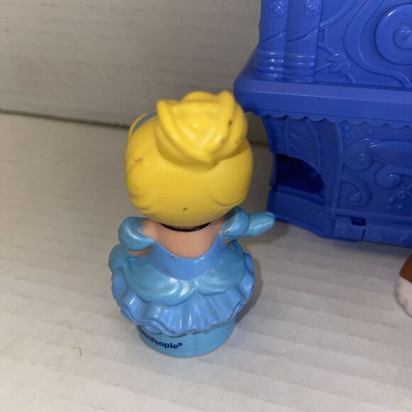 Little People Disney Princess Cinderella On-the-Go Playset with 3 Figures Lot - Picture 3 of 13